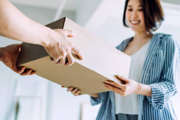 Door to door delivery in GCC